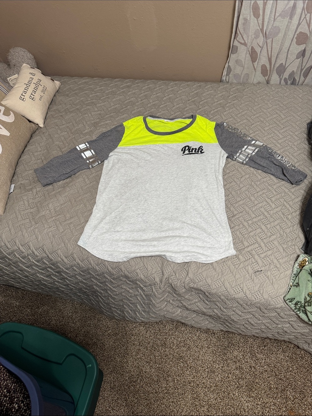 PINK Victoria's Secret Gray & Neon Yellow Colorblock 3/4 Sleeve Tee